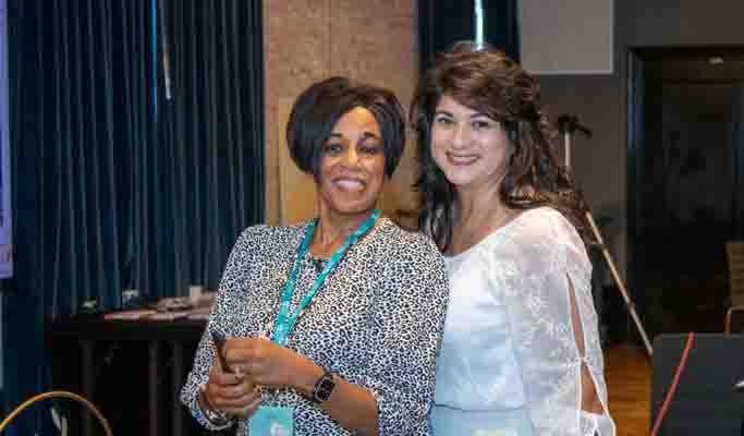 authentico in action